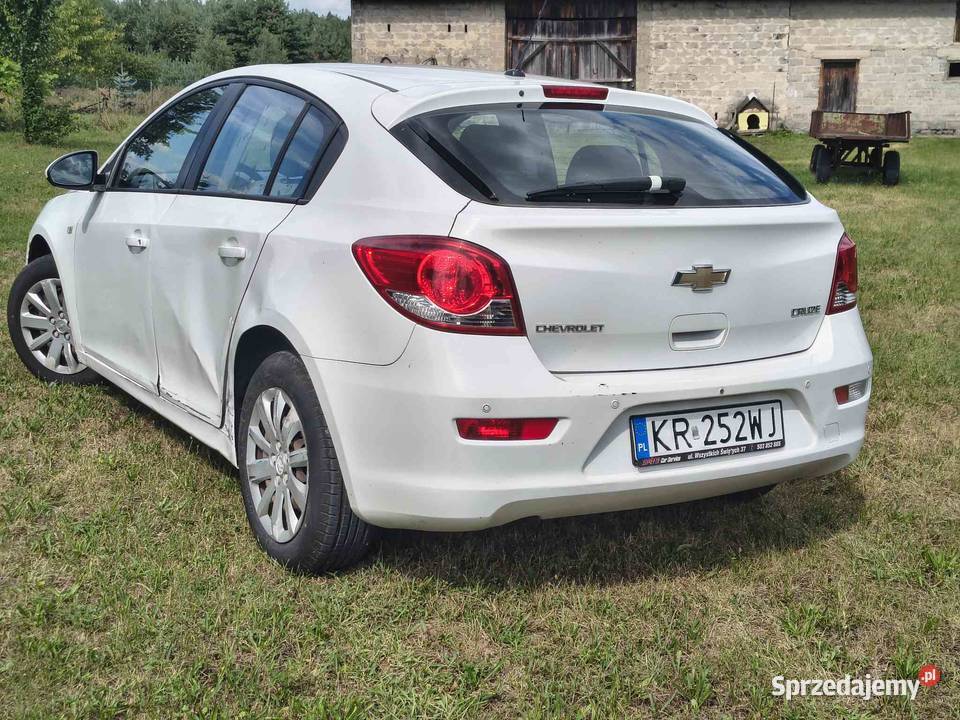 Chevrolet Cruze 18 LPG nowe opony zimowe i 141KM Cruze