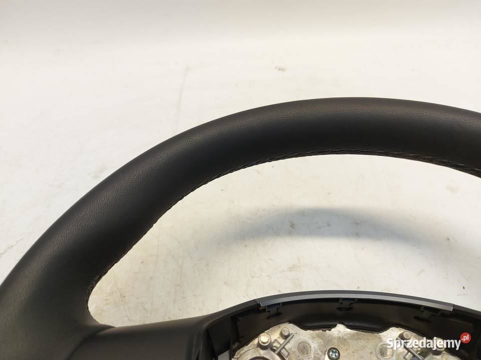 TESLA MODEL Y 2023r Kierownica multifunkcyjna osobowe