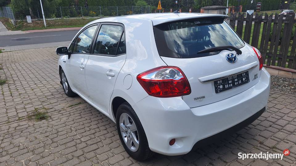 Toyota Auris Hybryda Szwajcaria Lublin