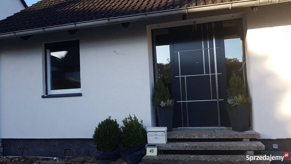 Drzwi wejściowe aluminiowe z 2 bocznymi panelami Piwniczna-Zdrój