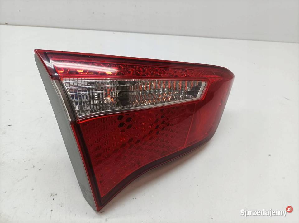 LAMPA TYŁ W KLAPĘ LEWA SEDAN AZJA K2 924034X000