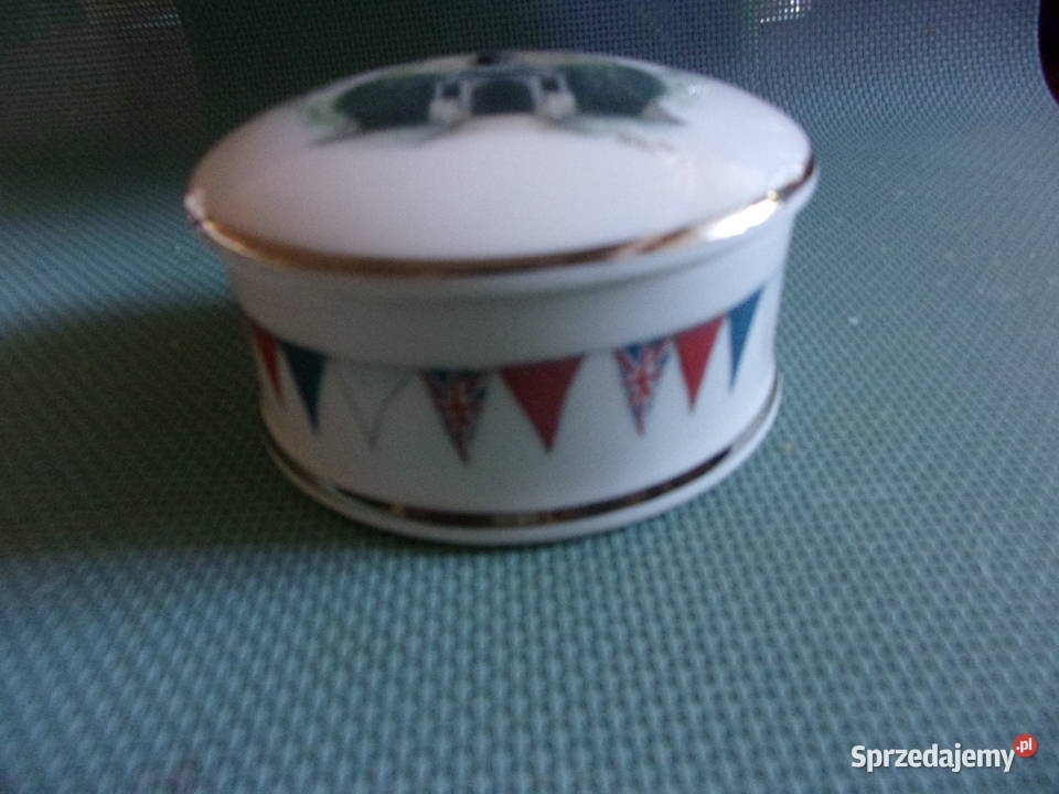 PuzderkoAnglia z porcelany SUSAN ROZE z okazj