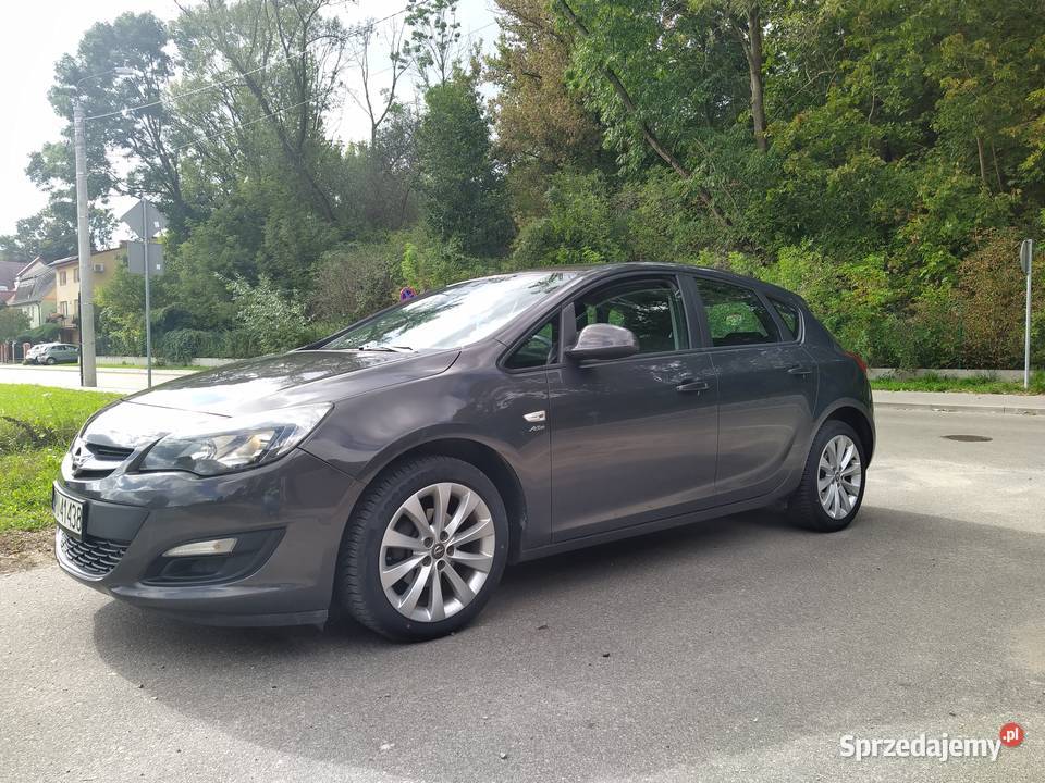 Opel Astra j 14 benzyna Prywatne ogłoszenie 143 wielofunkcyjna kierownica Pułtusk