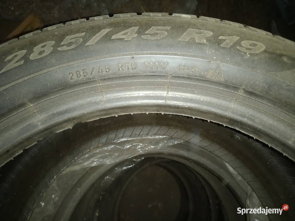 Opony zimowe BMW X5 Pirelli Scorpion 25550R19 i Wrocław