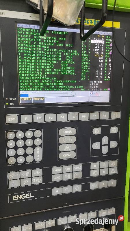 Wtryskarka Engel ES 2550400 HL z robotem Viper