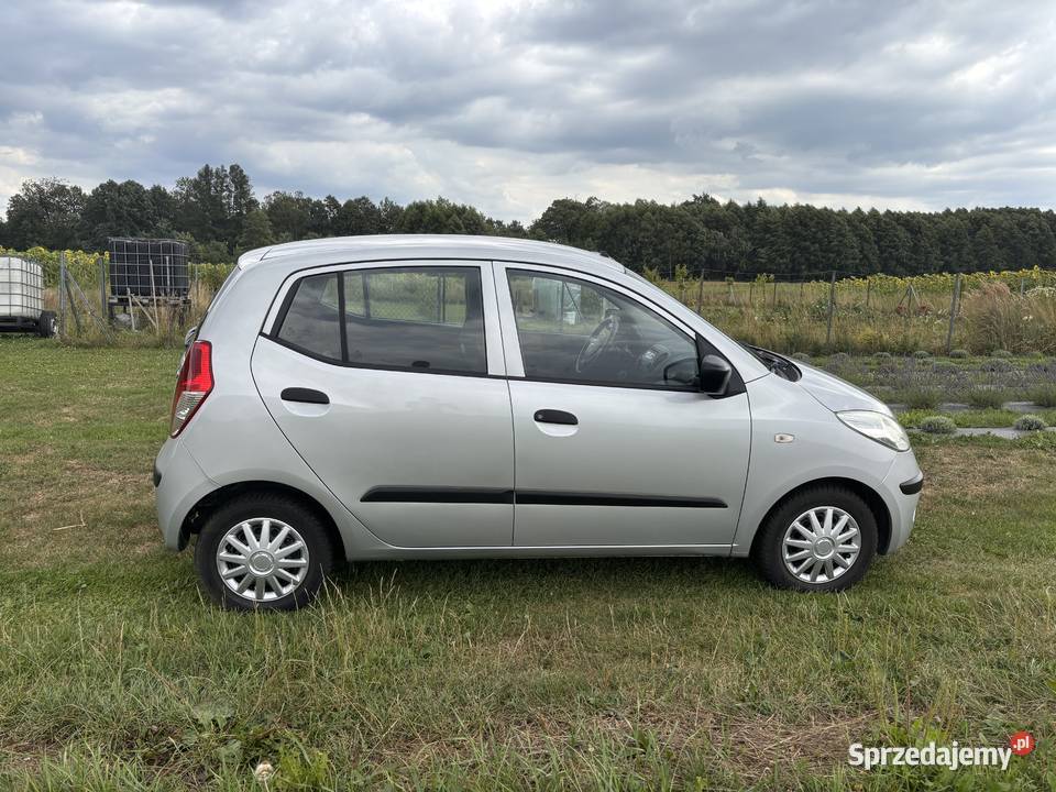 HYUNDAI I 10 11 Benzyna 2009 radio Haczów sprzedam