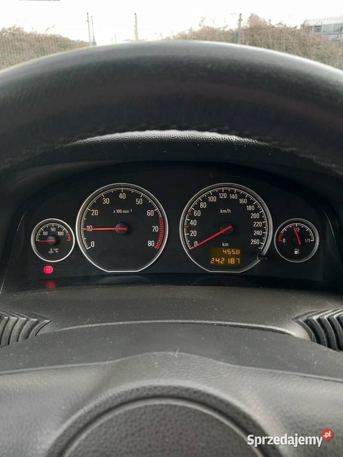Opel Vectra C 18 140 benzyna 2006 do negocjacji