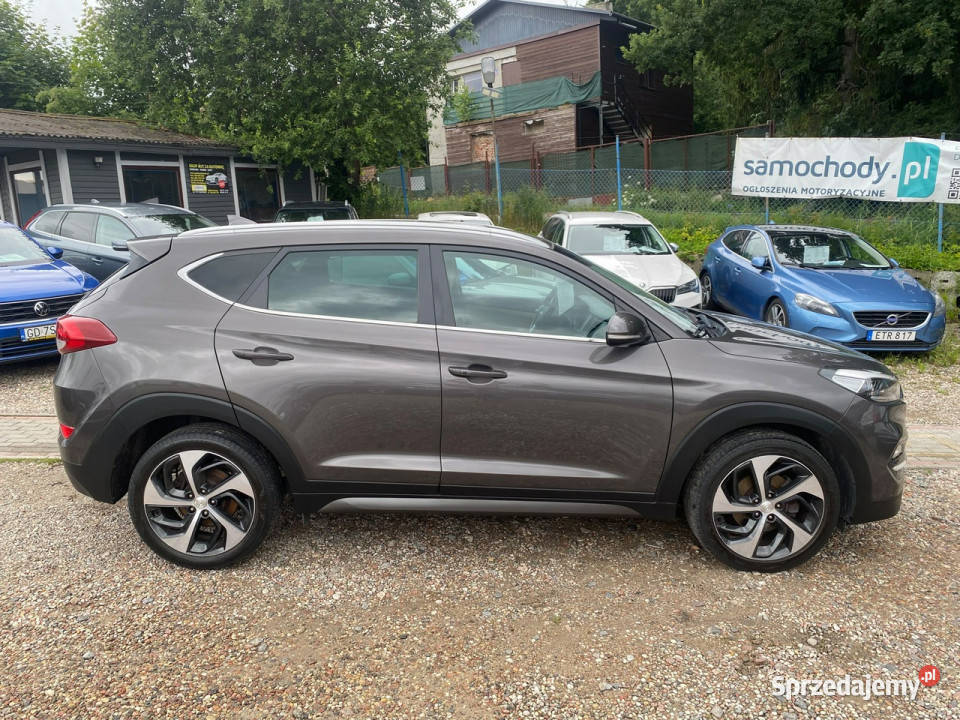 Hyundai Tucson 17 Crdi Navi kamera skóry ledy aluminiowe felgi pomorskie Gdańsk