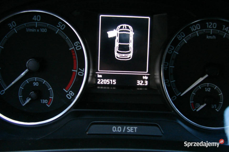 koda RAPID 10 E 95 Super auto pod każdym 220000km Piła