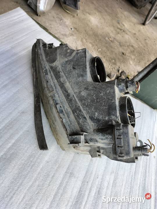 OPEL VECTRA B LAMPA PRZÓD PRZEDNIA PRAWA