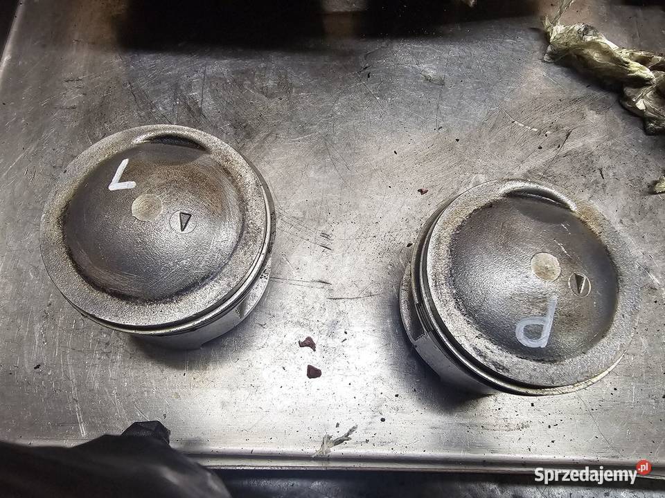 Suzuki GS 500 cylindry tłoki cylinder tłok GS500 Jelenia Góra