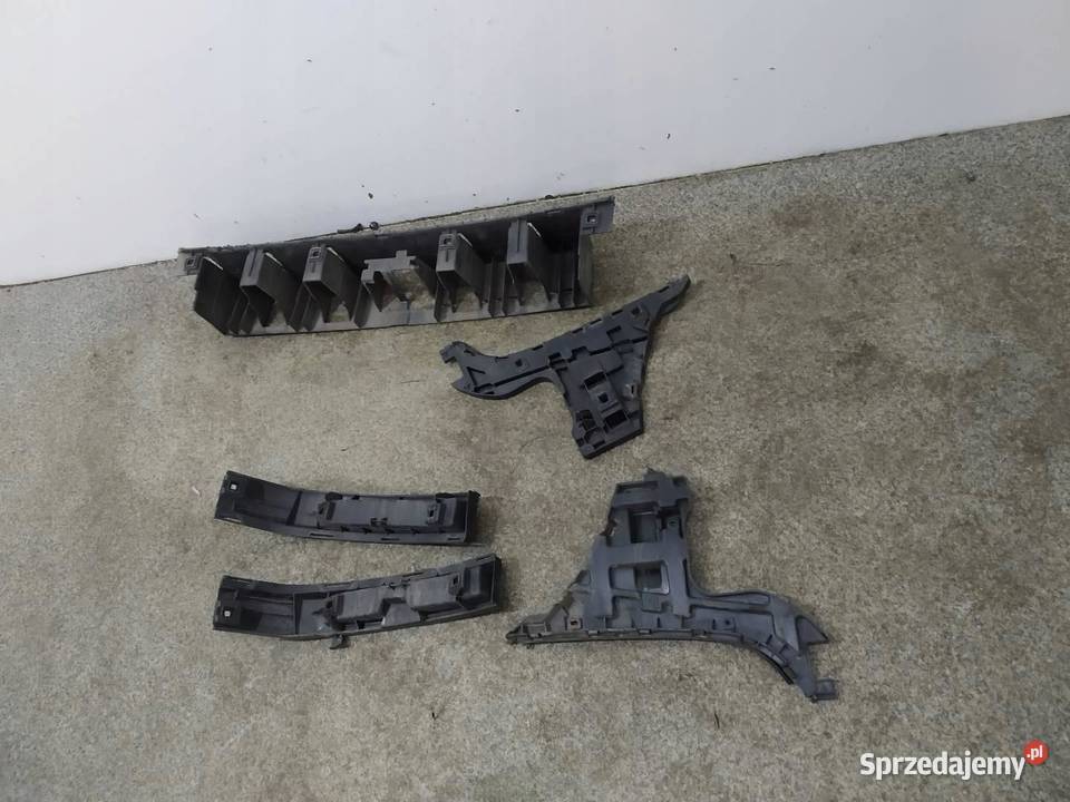 ŚLIZG ZDERZAKA TYŁ Volvo S80 II 2006