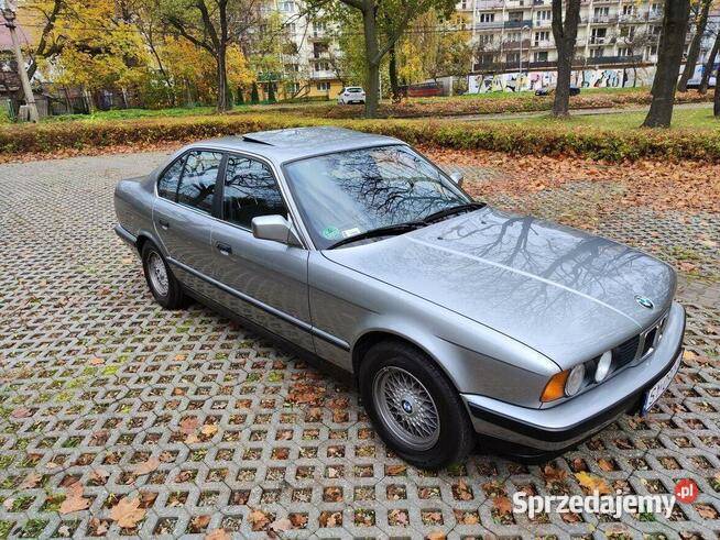 KLASYCZNE ZADBANE BMW e34 520i Lachs Silver nieuszkodzony BMW Bytom sprzedam