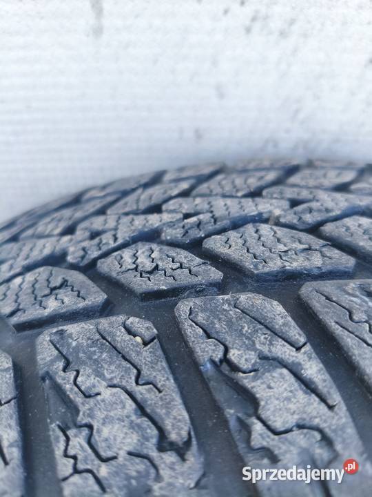 Felgi stalowe 15 opony zimowe Dunlop 19565r15 małopolskie Gołyszyn