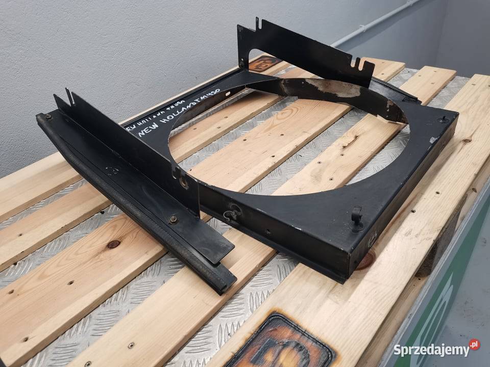 Obudowa chłodnicy Holland LM 430 Pozostałe Wilkowo sprzedam