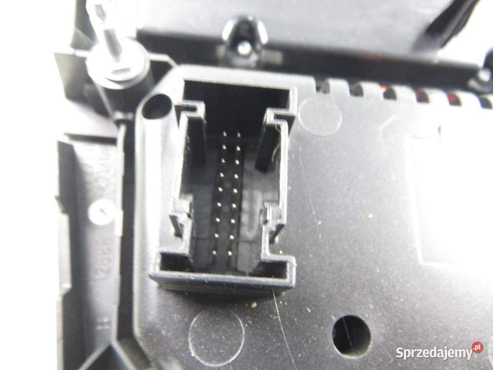 KLIMATRONIK BMW 5 Touring F11 9388320 osobowe