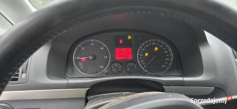 VW Touran 20 TDI 7 os bez wspomagania manualna Kramarzyny