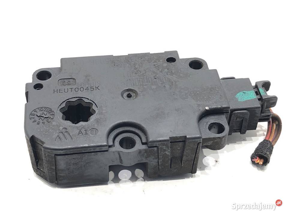 SILNIK NAGRZEWNICY AUDI 85E820511 A6 C8