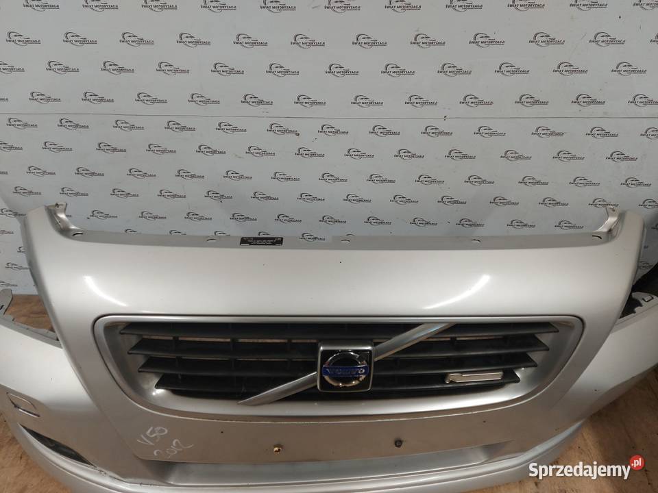 VOLVO V50 RDESIGN 12r zderzak przód sprzedam