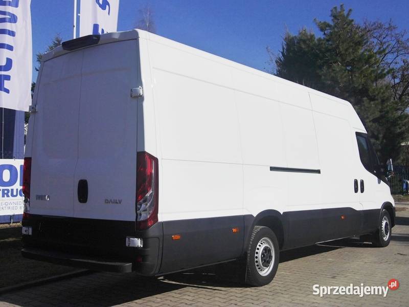 IVECO DAILY 35S16HA8V HIMATIC Furgon 16m3 Hak Iveco Samochody dostawcze wielkopolskie Suchy Las
