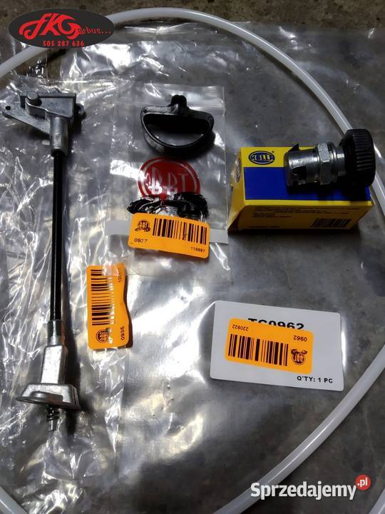 Garbus bagażnik deska linka pasy rączka schowka osobowe Schowki, półki Konstancin-Jeziorna