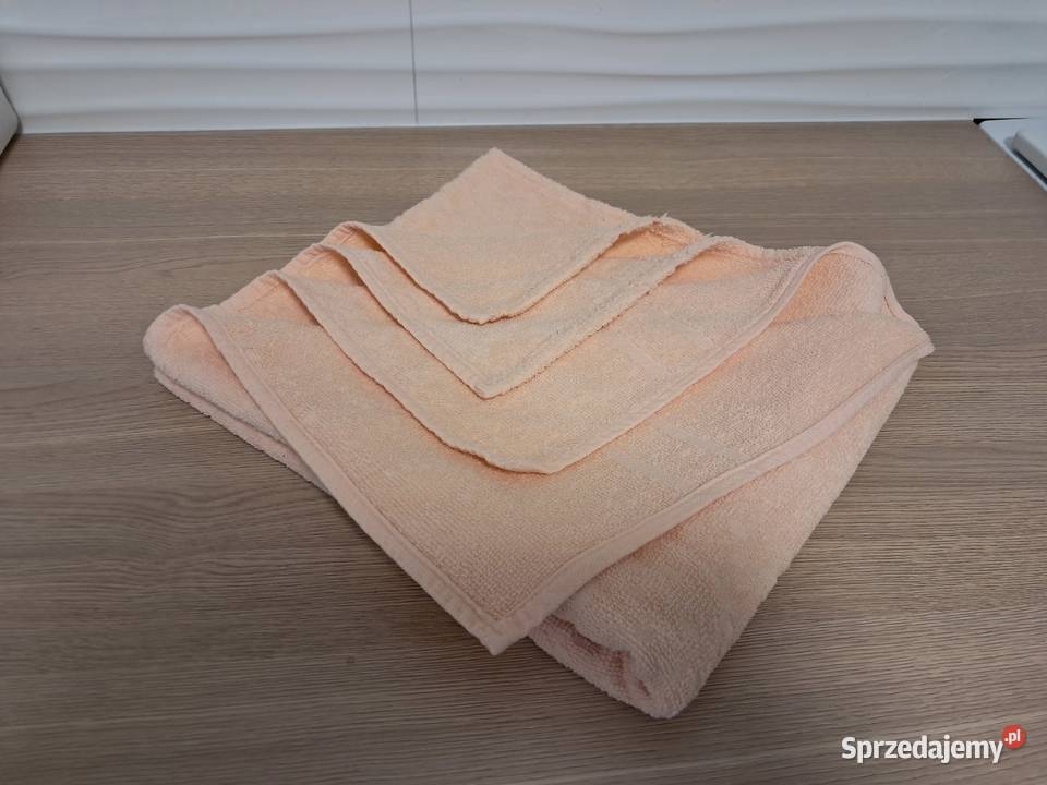 Ręcznik kąpielowy frotte łososiowy do sprzedania Kraków