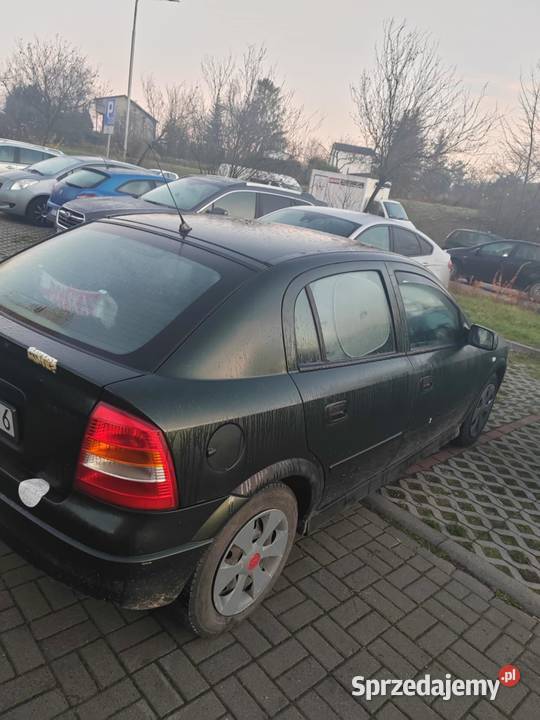 Opel Astra 12 benzyna 2002r sprzedam