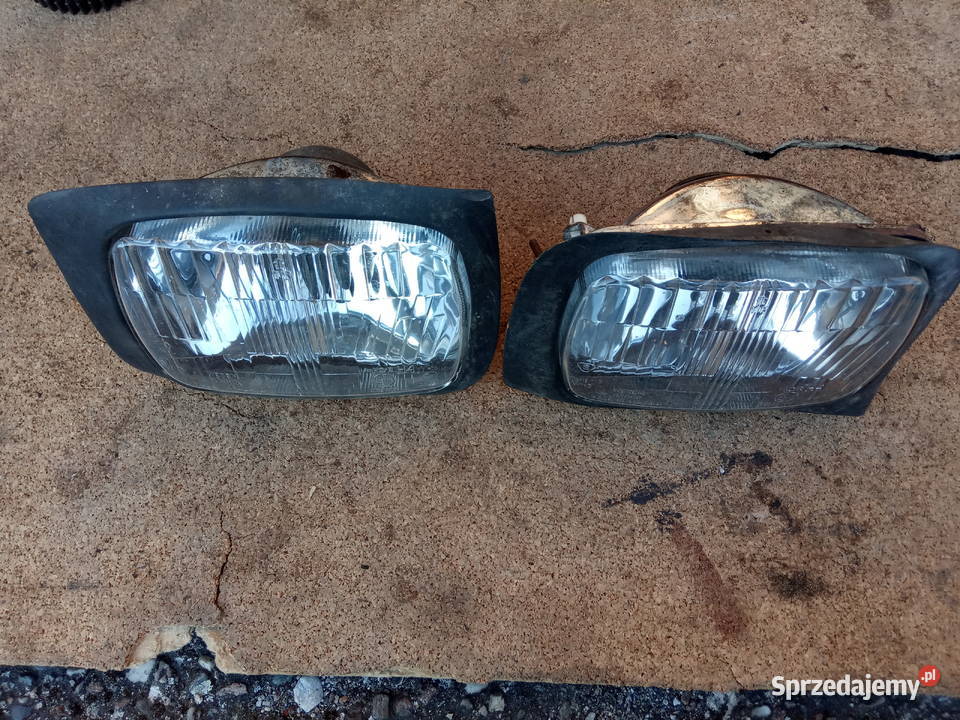 Sprzedam lampy przednie do Fiata 126p lampy przednie Opole