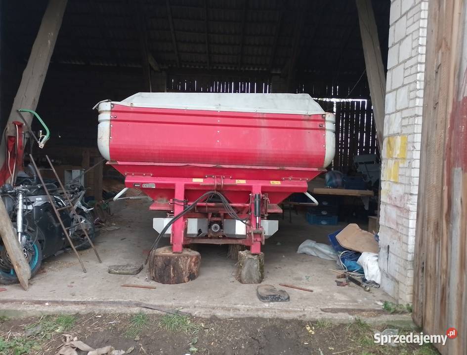 Rozsiewacz nawozów 25 tony Łosice