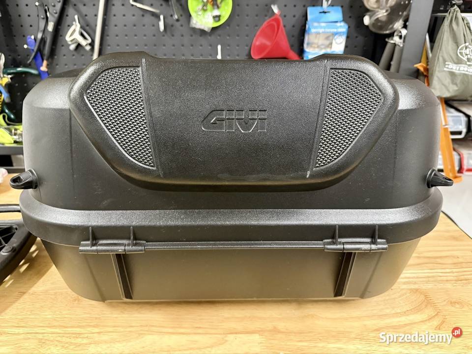 Kufer centralny Givi e43 Monolock płyta sprzedam