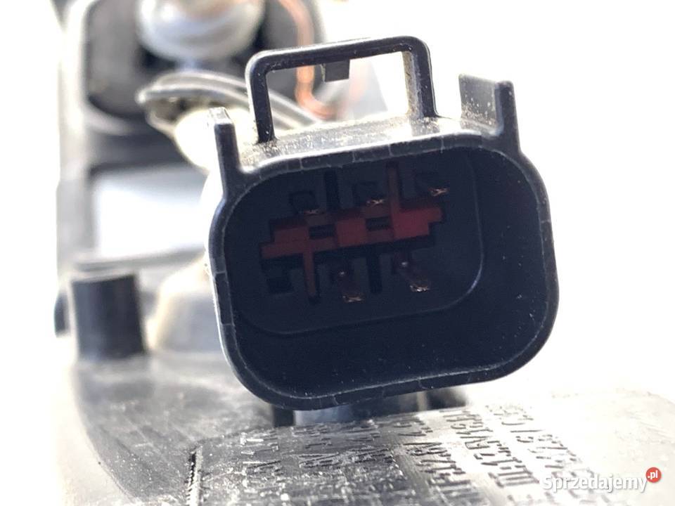 LAMPA PRAWY TYŁ JAGUAR FPACE HK8313404AD SUV