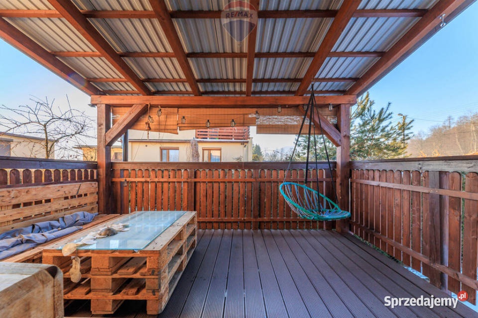 Dom z 2 mieszkaniami garaże duży teren śląskie Kobiernice