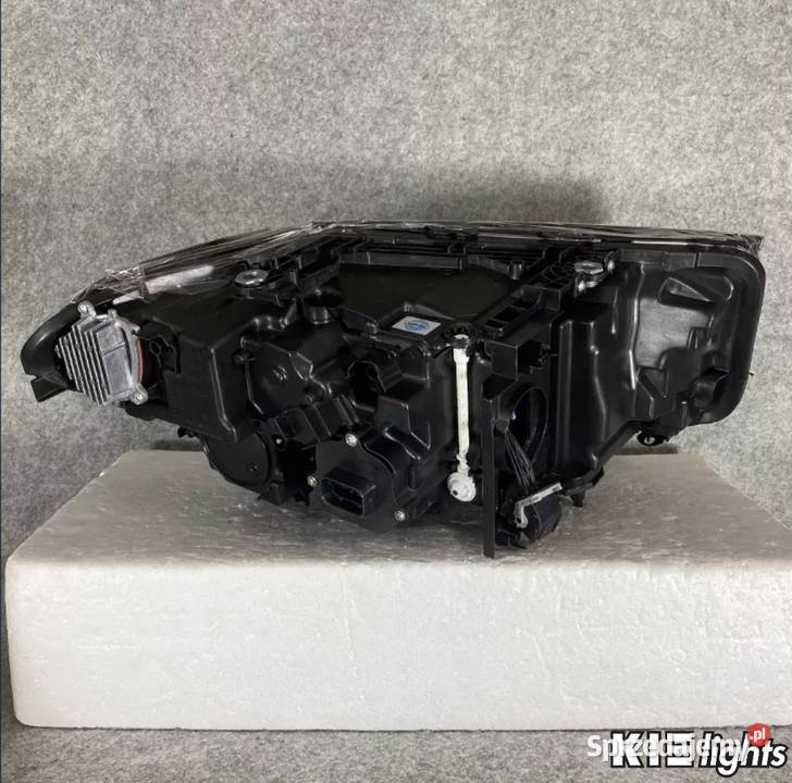 BMW seria 5 G30 G31 F90 M5 2017 lampy przednie osobowe Bełchatów
