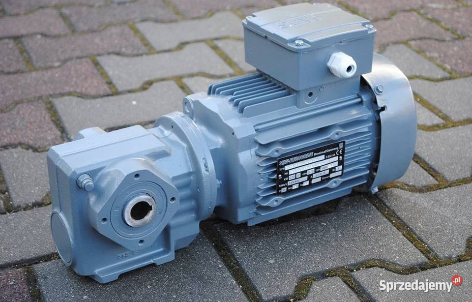 Motoreduktor kątowy 075kw 295obrmin Firmy SEW Kargowa