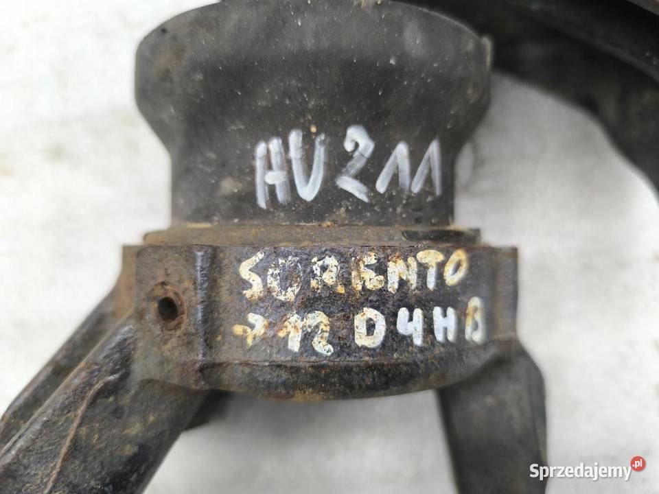 ŁAPA PODUSZKA SILNIKA KIA SORENTO II