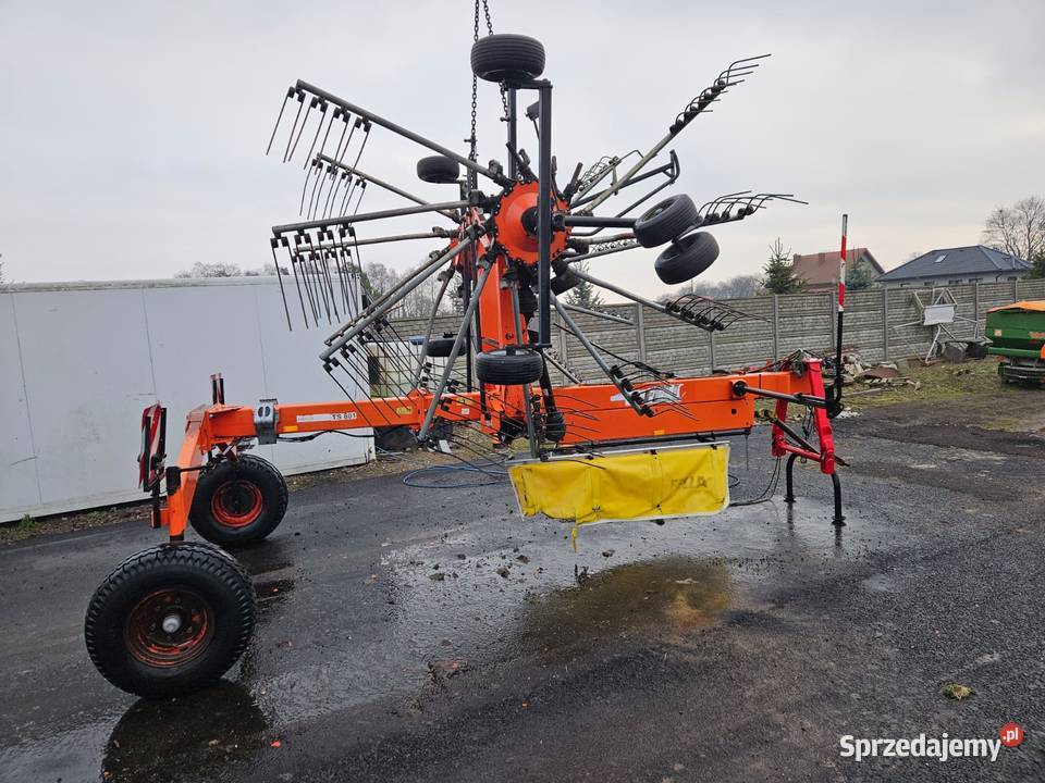 Zgrabiarka dwukaruzelowa fella ts801 nieuszkodzony Czarnocin sprzedam