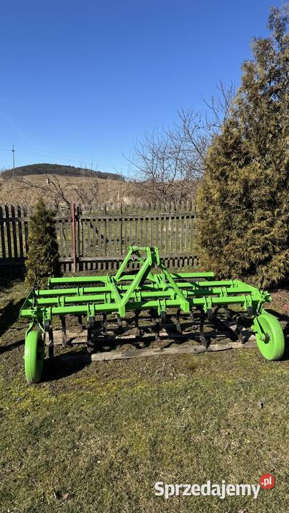 Agregat, Kultywator z wałem uprawowym