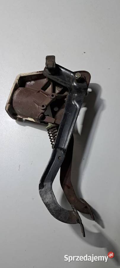 Pedał sprzęgła i hamulca 1232940501 Mercedes pomorskie Luzino