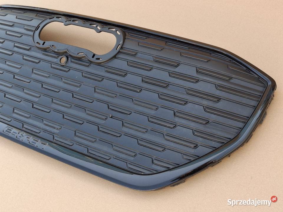 AUDI Q4 ETRON 89A GRILL ATRAPA ZDERZAKA KRATKA Bieleń