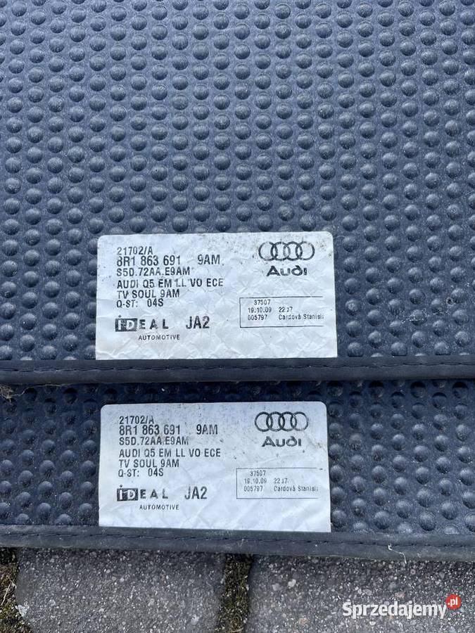 Dywaniki welur Audi q5 8 R Oryginał Strzelin sprzedam