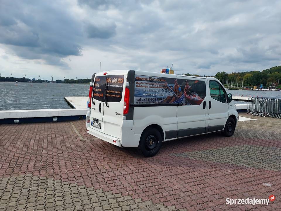 Renault Trafic 20 diesel 2012 9 osobowy Renault