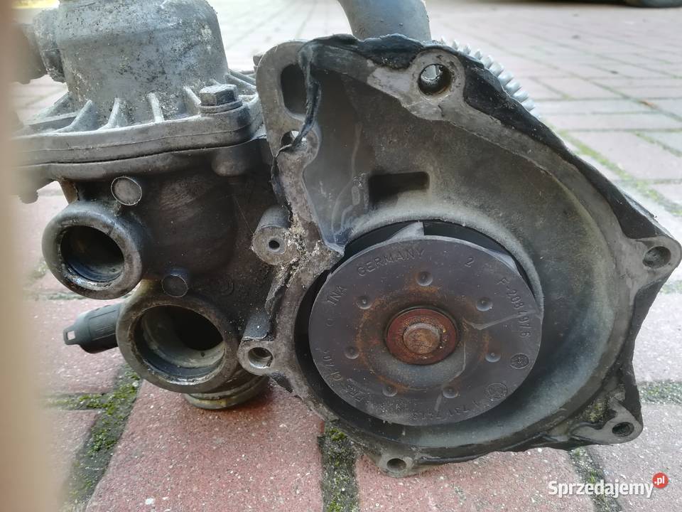 Pompa wody BMW E38 E39 M62 M60 B35 735 sprzedam