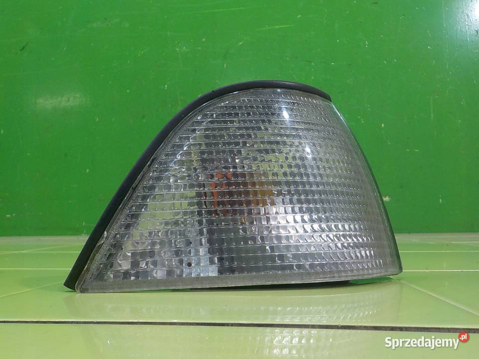 BMW 3 E36 COUPE 19 B 97r COUPE 2D kierunkowskaz Kierunkowskazy Suków