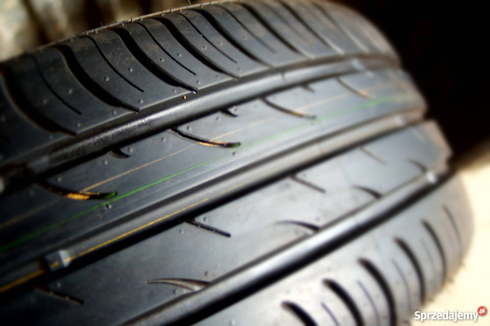 Felgi aluminiowe AZEV z nowymi oponami Pozostałe Sanok