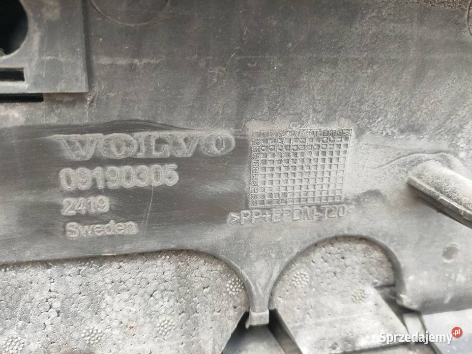 Zderzak przedni Grill Volvo V70 II 09190305 Spytkowice