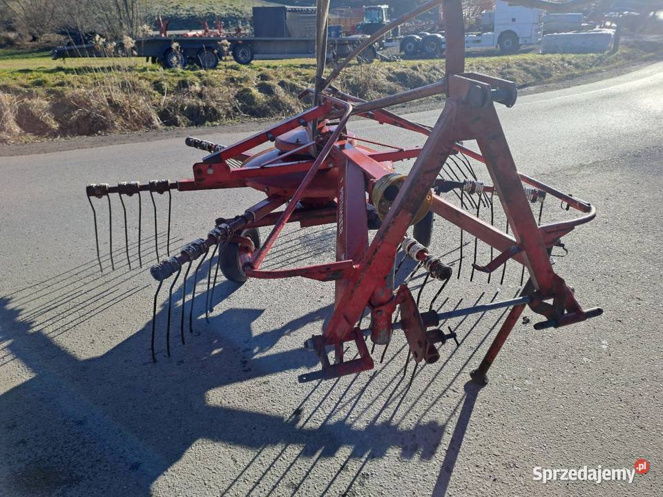 Zgrabiarka karuzelowa grabarka pottinger Limanowa sprzedam