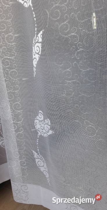 Żakardowa biała firanka pasy pionowe kwiaty 450 Radom