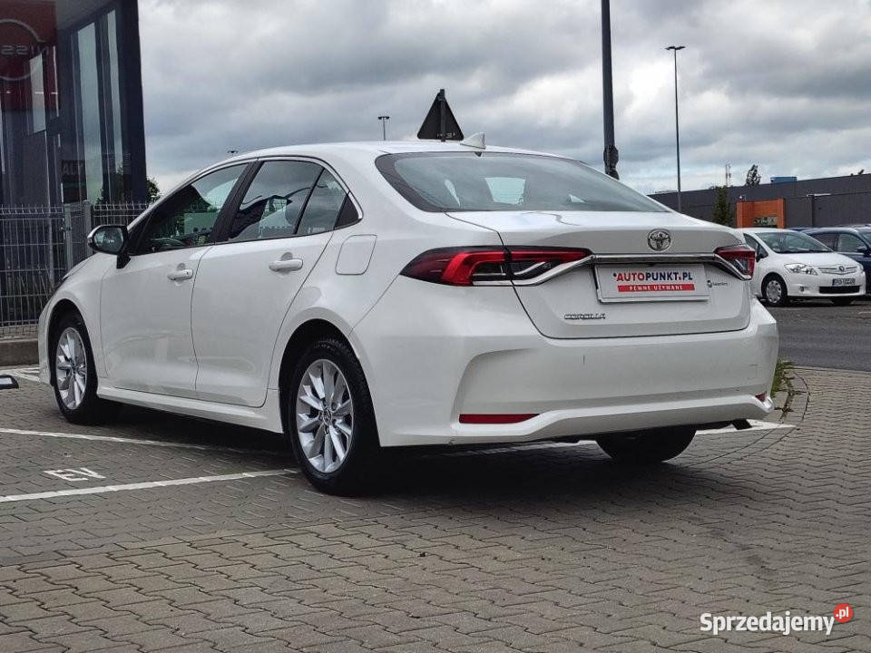 Toyota Corolla 2022r Salon Kamera cofania FV23 1 wielkopolskie Poznań
