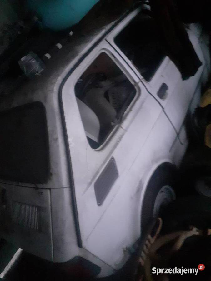 Czesci Fiat 126p klapa silnik maska skrzynia Konin sprzedam