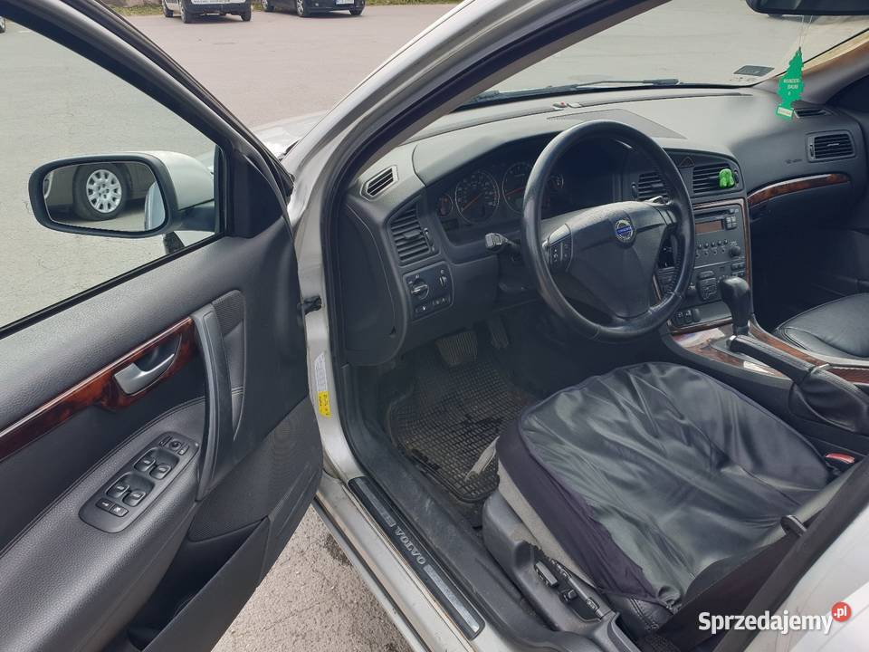 Volvo S60 25T 4x4 Turbo 210 koni USA Skóra immobilizer Sandomierz sprzedam